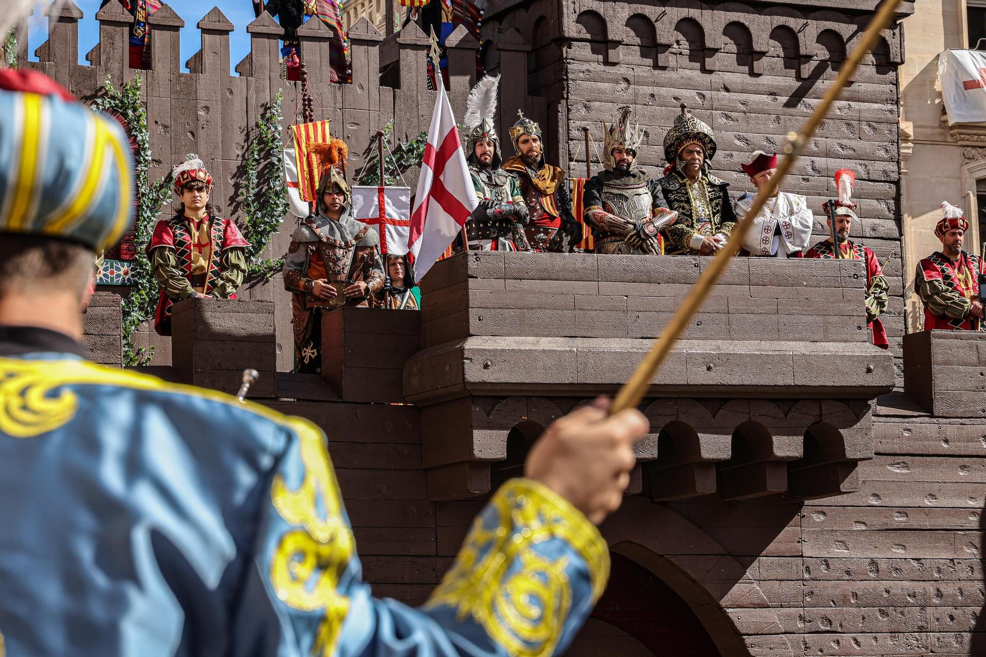 Estalla la batalla en Alcoy