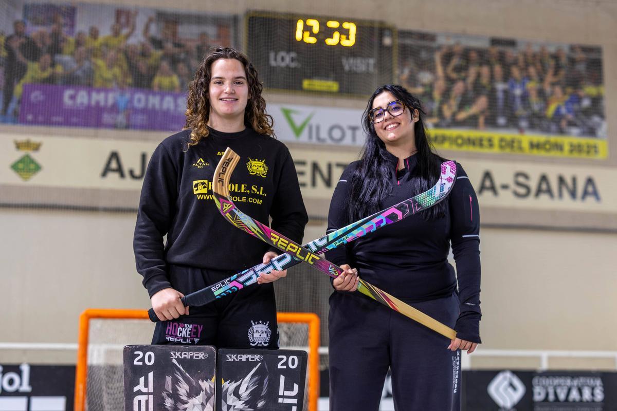Barcelona 16/02/2026 Deportes. Ritmo de campeona. Laia Bonals,periodista de El Periódico y Anna Salvat,reconocida portera de hockey patines, campeona del mundo, que juega en el Club Patí Vila-sana. AUTOR: JORDI OTIX y PATRICIO ORTIZ