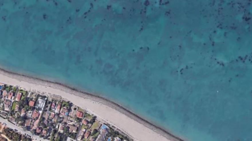 Una bañista fallece en la playa de Les Marines de Dénia
