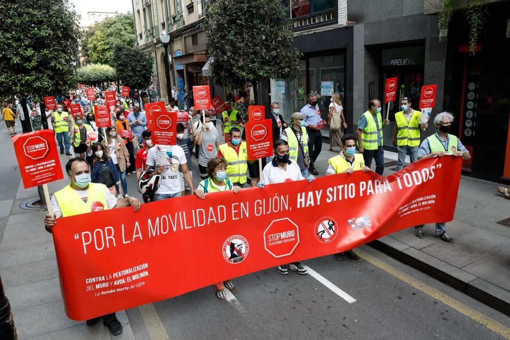 Movilización contra las peatonalización en Gijón