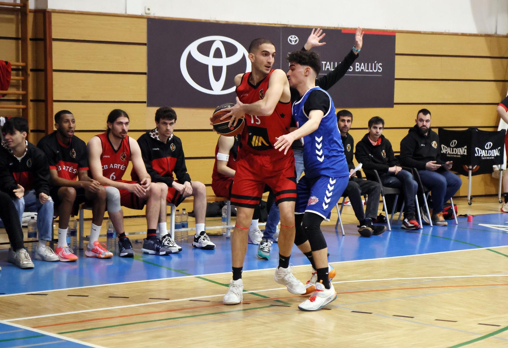 Imatges del Grup Via CB Artés - UB Sant Adrià de la Copa Catalunya masculina