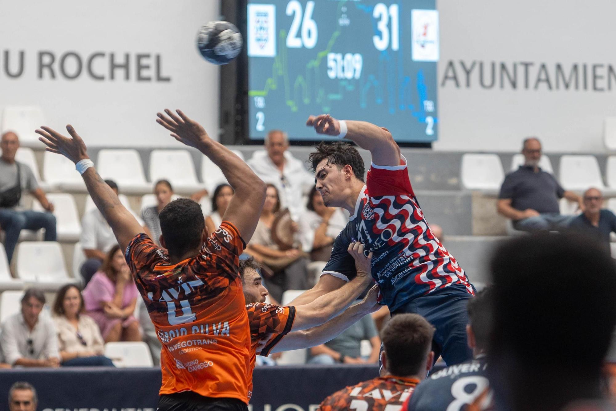 Tropiezo del Eon Horneo frente al Torrelavega