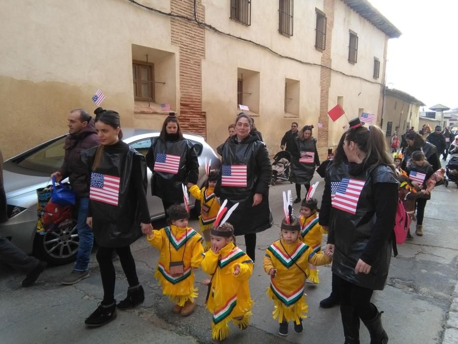 Carnaval en Toro: Desfile de chupetines