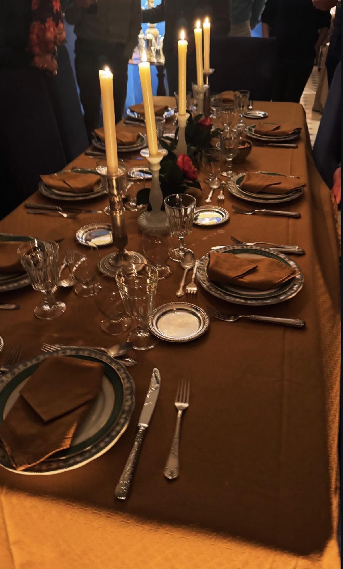 Momentos previos a la cena en casa de los Moreno - Morejón en Trujillo