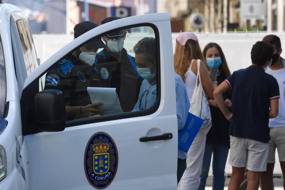 La Policía Local denunció el jueves a otras 37 personas por mal uso de la mascarilla.