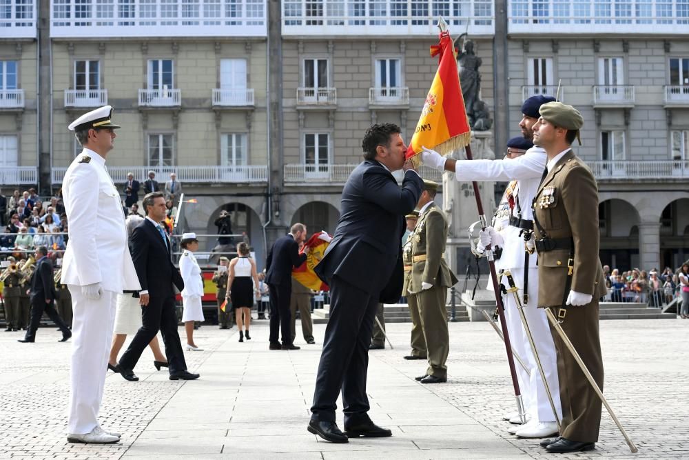 Ceremonia civil de jura de bandera en María Pita