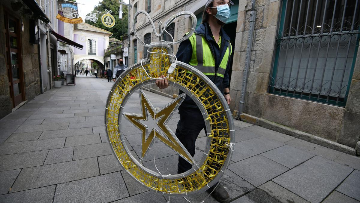 Instalación de la iluminación navideña