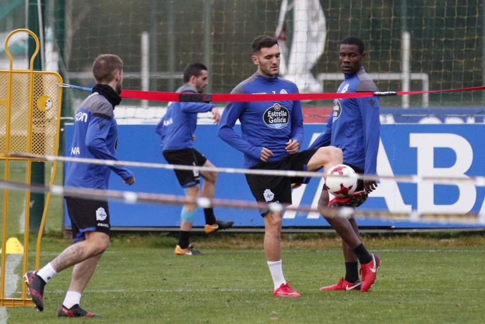 El Dépor se entrena antes del duelo de Copa