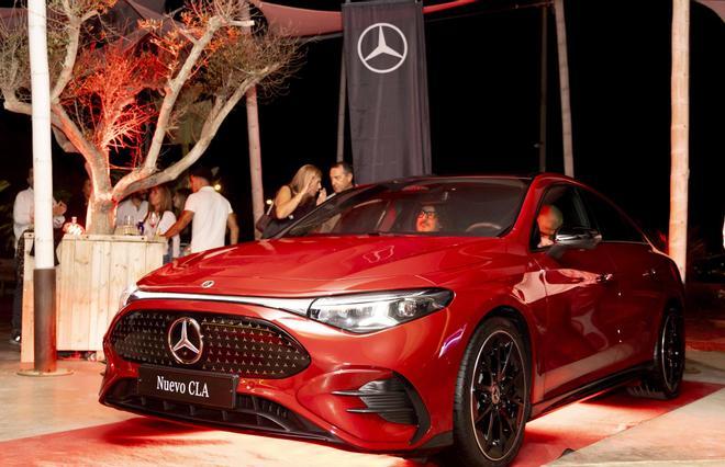 Presentación del nuevo modelo Mercedes CLA en Alicante
