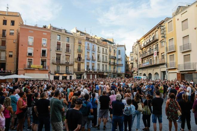 Concentració a Manresa contra la mort violenta de Carles Vilajosana