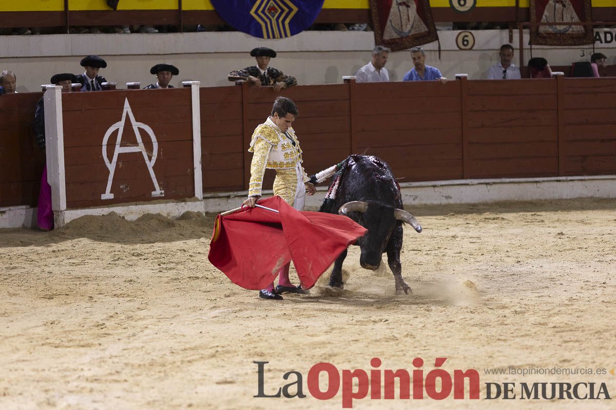 Tarde histórica en Abarán con la alternativa de José María Trigueros y el indulto de Tomás Rufo, junto a Castella salieron a hombros