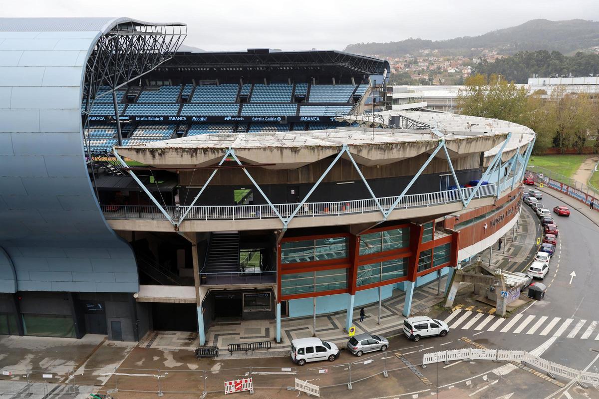 Aspecto actual de la grada de Gol y el estadio de Balaídos