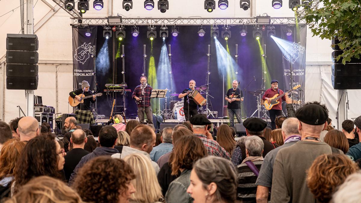 Ixo Rai! durante su actuación en la pasada edición (2024) del Festival Contra la Despoblación