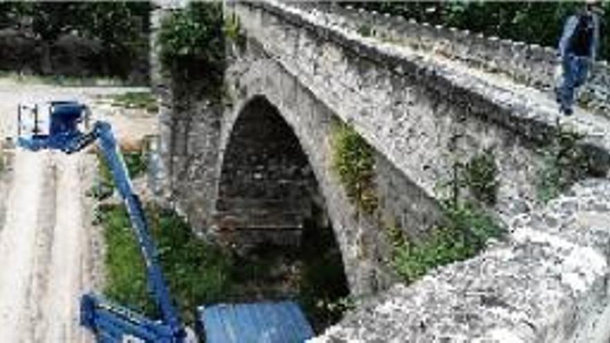 Avui queda tallat als vianants el Pont Nou i s&#039;obren 8 mesos d&#039;obres