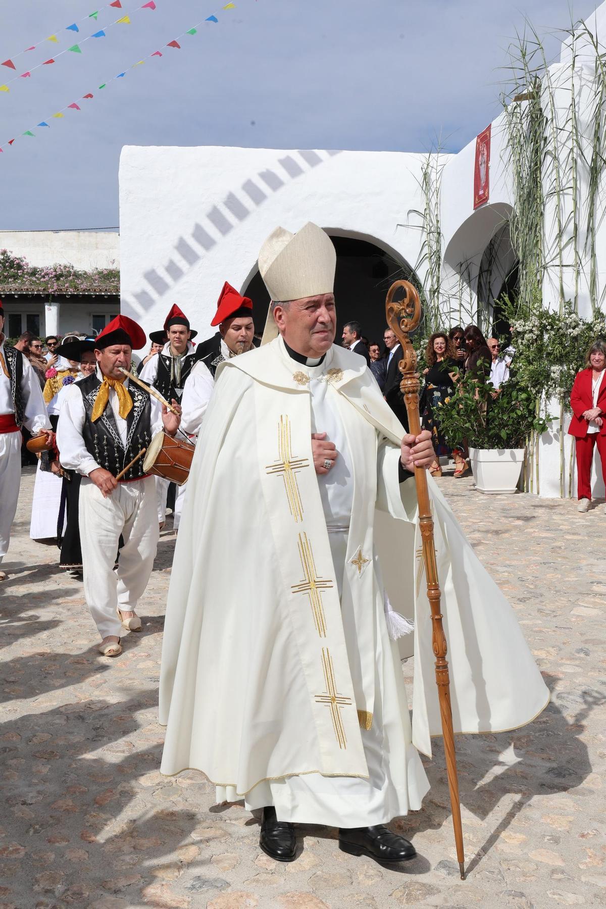Todas las fotos de las fiestas patronales de Sant Rafel Todas las fotos de las fiestas patronales de Sant Rafel