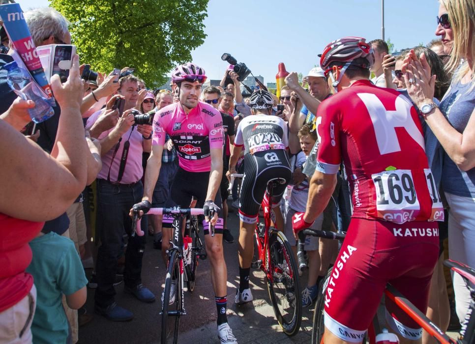 El alemán Marcel Kittel se ha llevado la victoria en la segunda etapa de la ronda italiana.