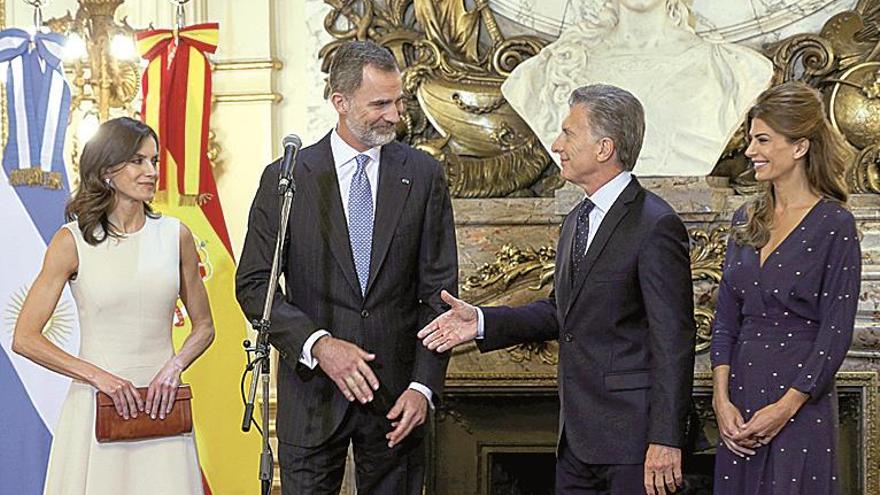 Felipe VI transmite a Macri el apoyo de España a sus reformas