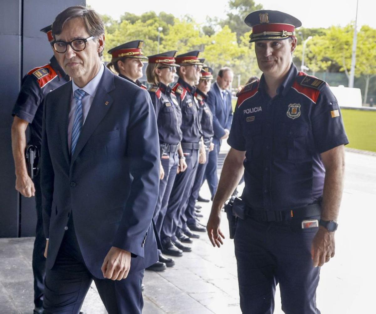 Puigdemont va trucar a Illa després de la seva fugaç tornada per la investidura