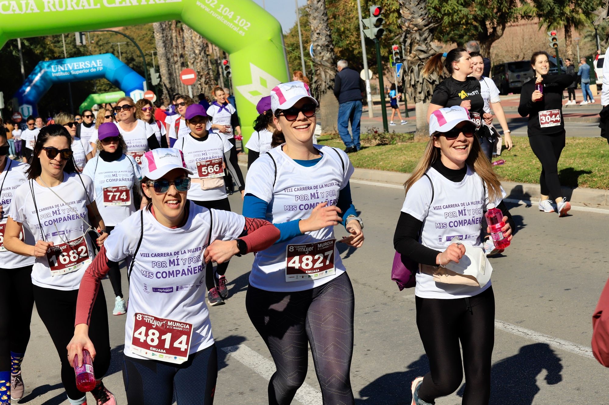 La salida y el recorrido de la Carrera de la Mujer 'inmortalizados' en imágenes