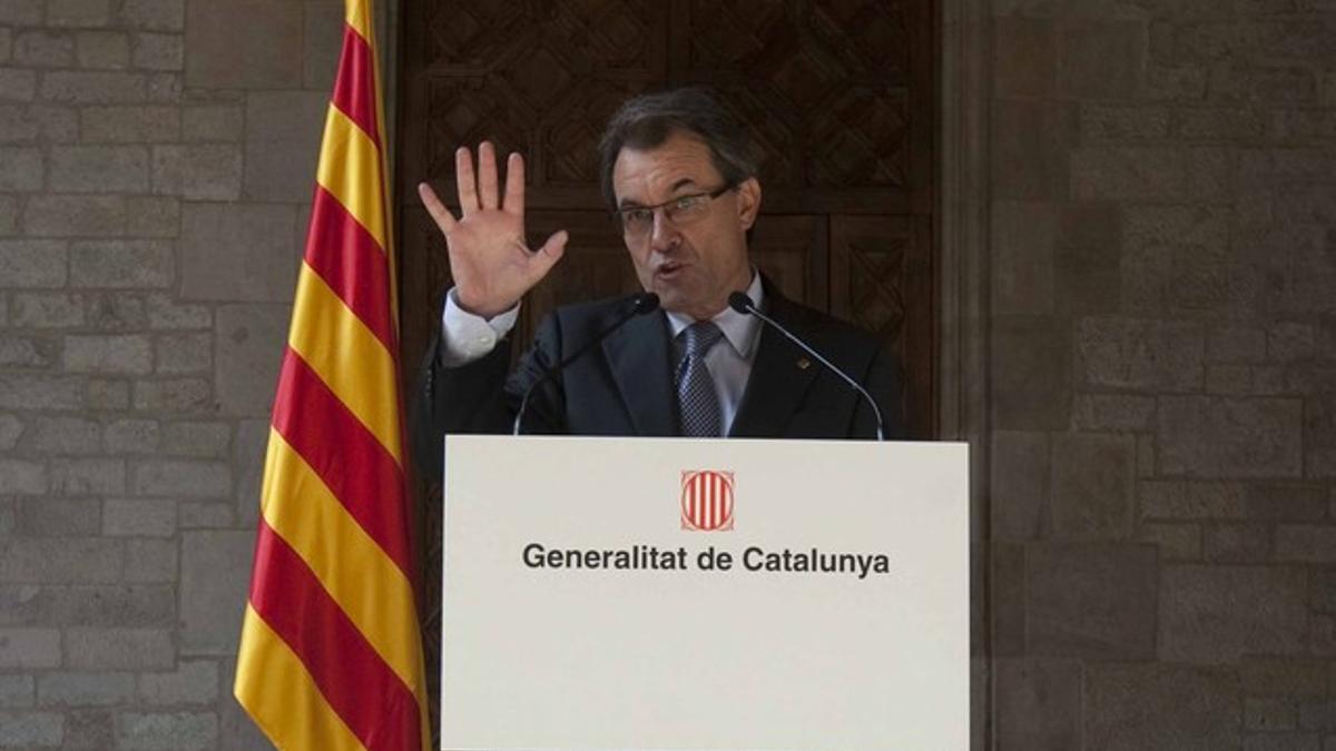 Artur Mas, durante su comparecencia en el Palau de la Generalitat, este miércoles.