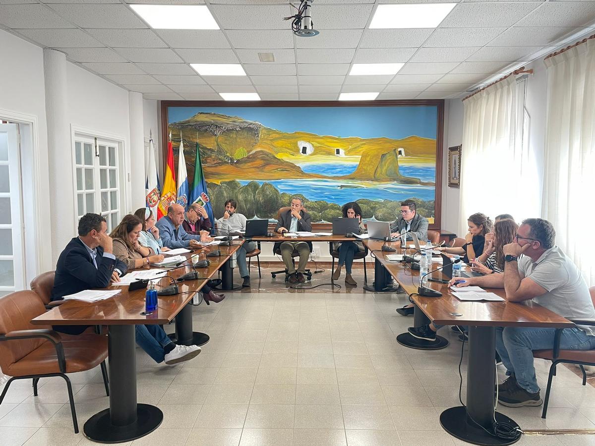 Pleno de Arico durante la sesión del 30 de noviembre de 2022