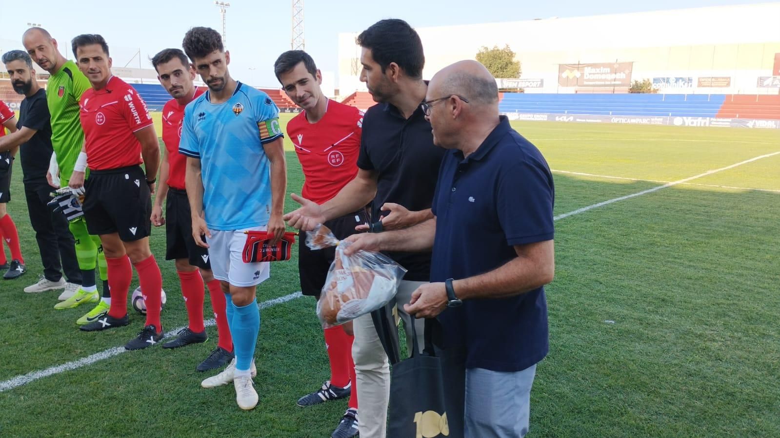 Galería | Las mejores imágenes del Castellón-Al-Riyadh de Alzira