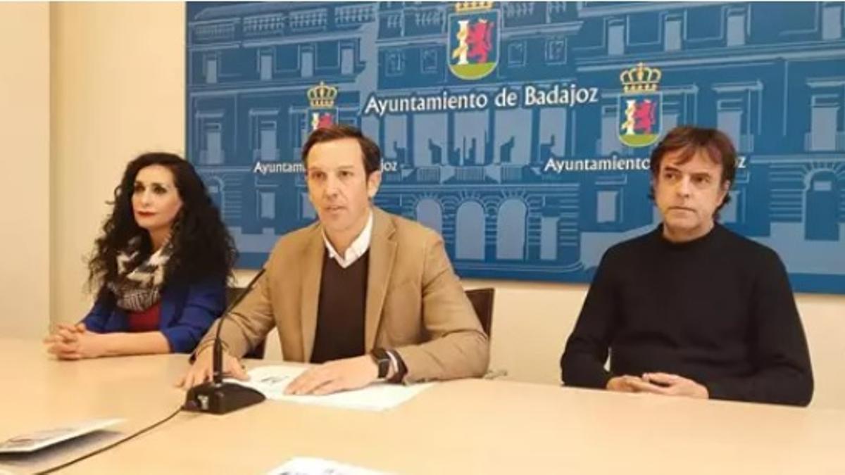 Cavacasillas en la presentación de los actos.