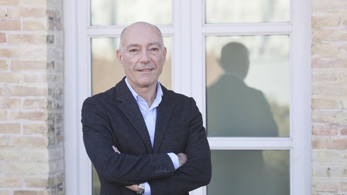 Jesús Carbonell ha informado de los cambios en el plan de Pérez Galdós.