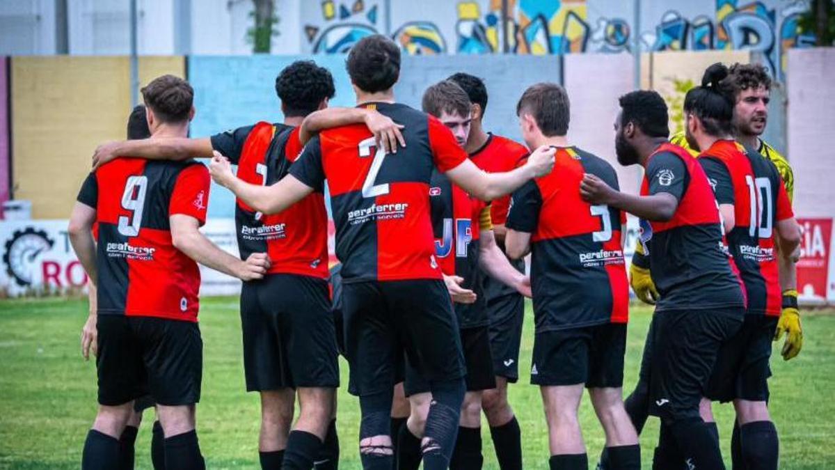 El Club Futbol Verges en un partit recent.