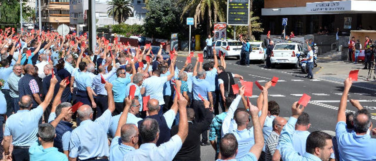 Los taxistas planean llevar a la justicia  el decreto de libranza de dos días