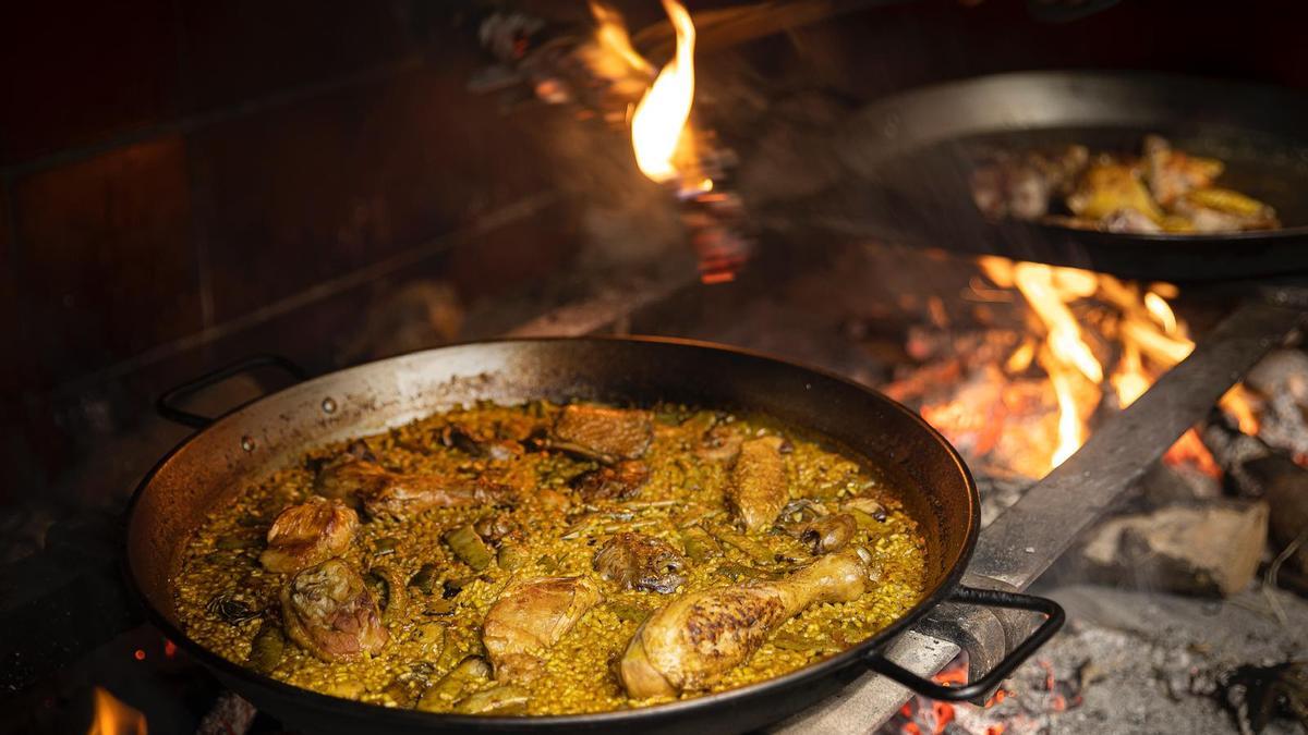 Paella.