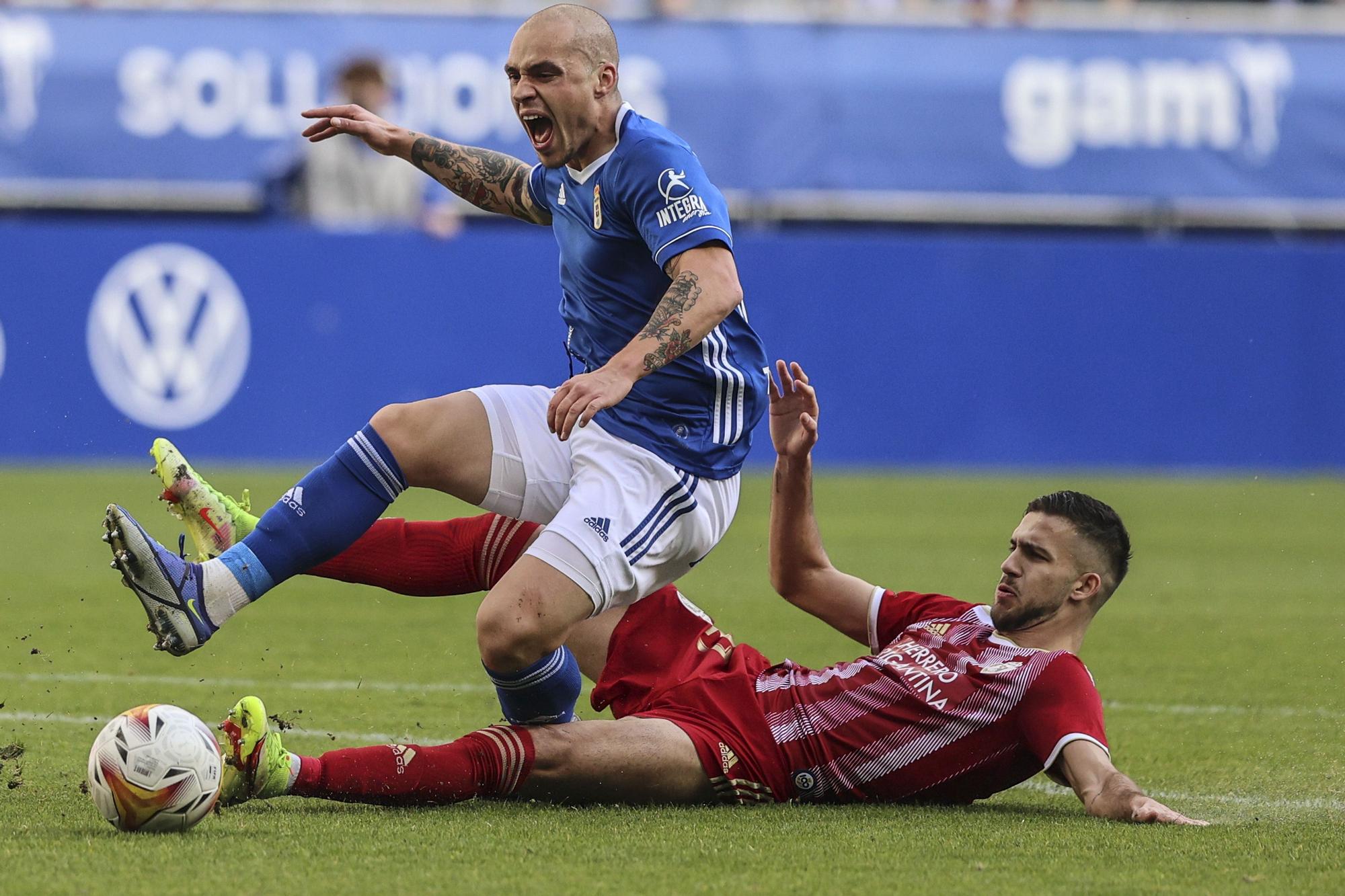 Las mejores imágenes de la victoria del Real Oviedo ante la Ponferradina (2-0)