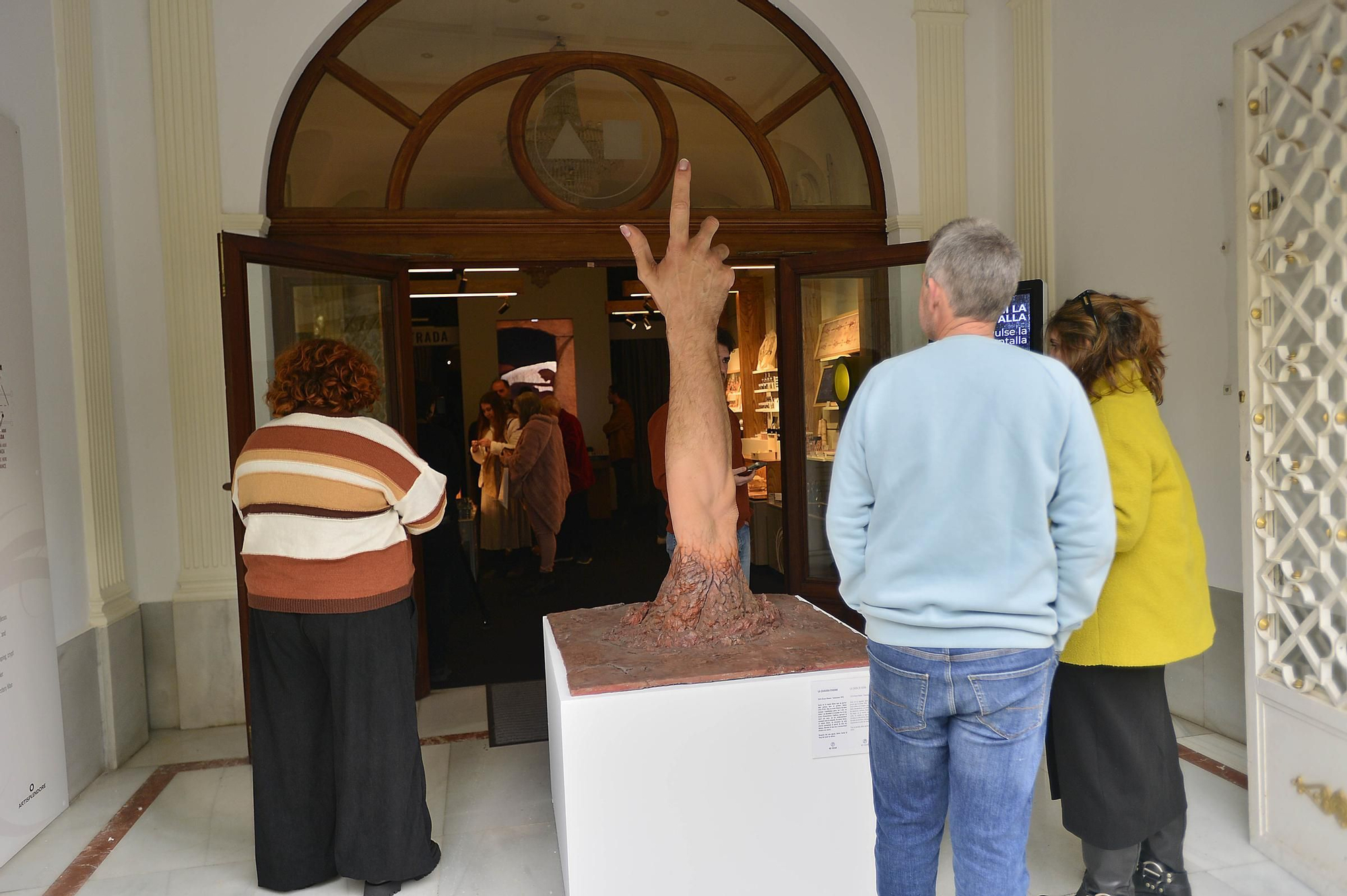 Exposición The Mystery Man en Elche