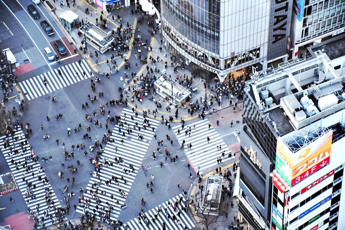 Sé testigo de las multitudes en el cruce de Shibuya, Tokio