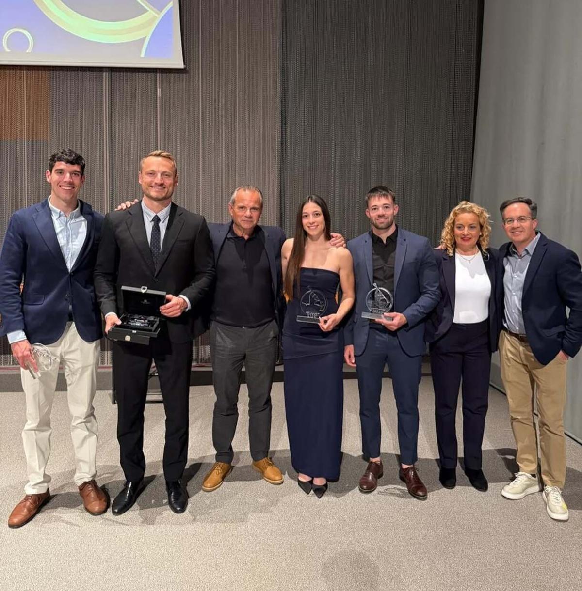 Los representantes de la Federación Balear y los premiados en la Gala de Gijón