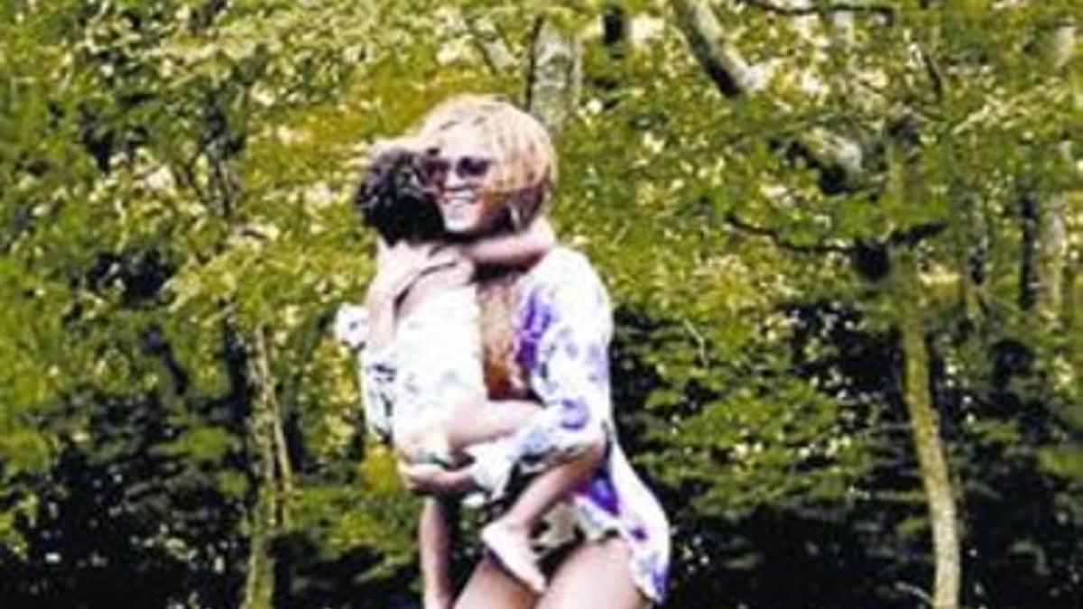 Beyoncé salta de felicidad con su hija Blue Ivy_MEDIA_1