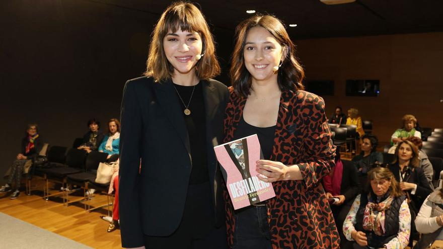 Beatriz Fernández fue presentada por Carla Lourdes. |  
 // MARTA G. BREA