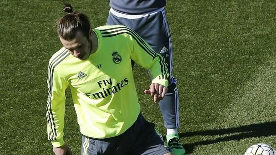 Bale ya se entrena con el Madrid