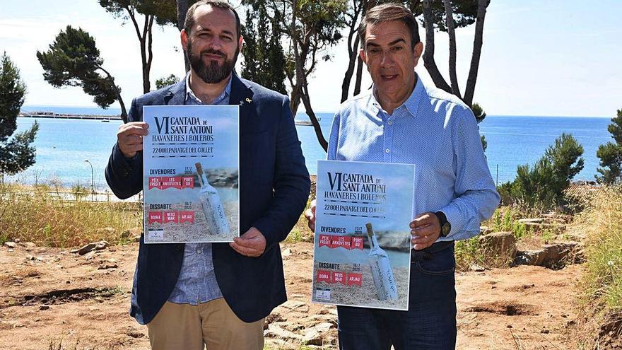 L&#039;alcalde, Miquel Bell-lloch, amb el director i presentador de la Cantada, Francesc Sánchez Carcassés.