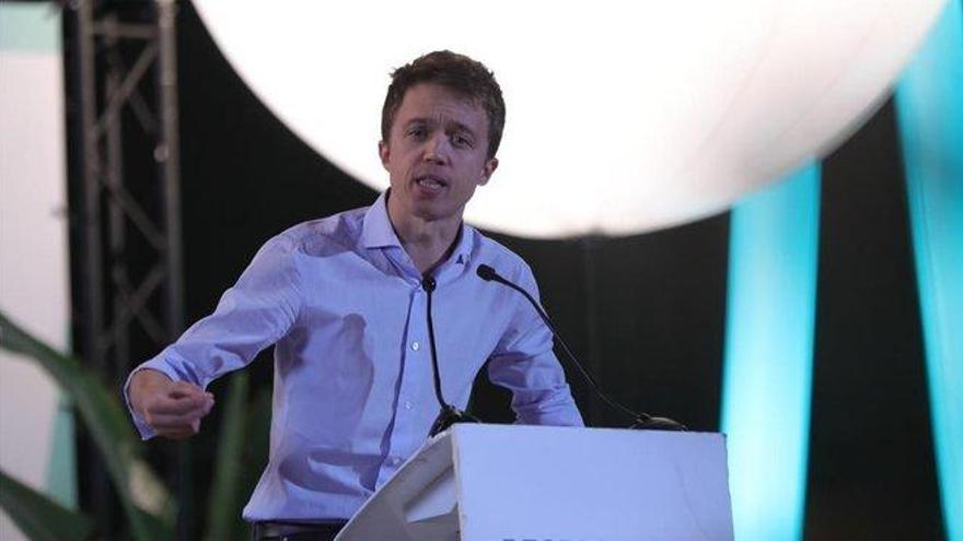 Errejón llega a las urnas con expectativas a la baja