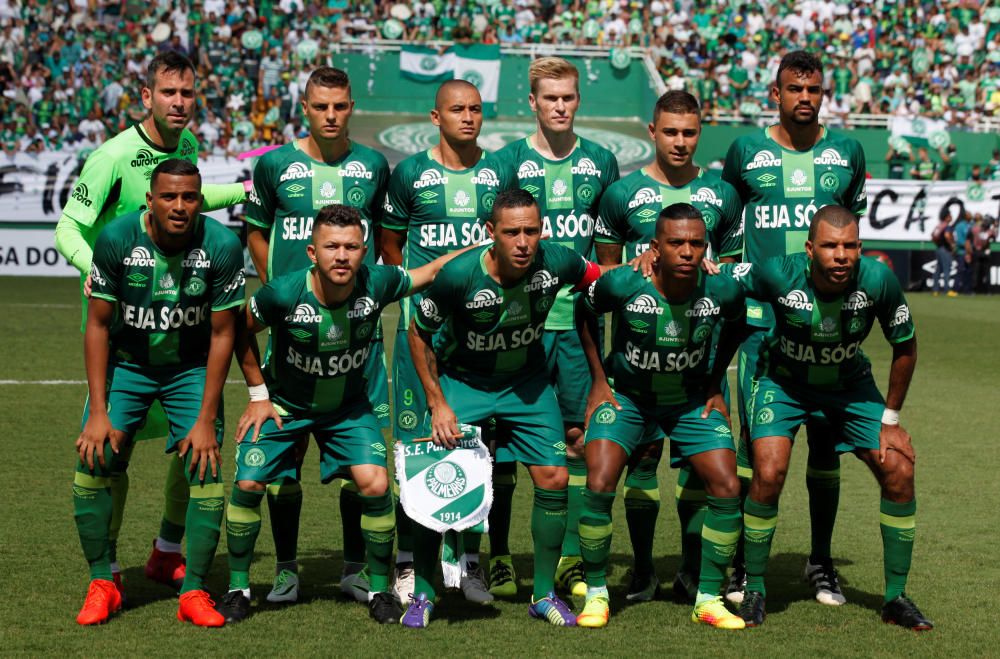 Primer partido del Chapecoense tras el accidente aéreo.