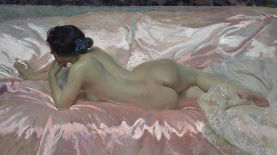 «Desnudo de mujer» (1902) protagoniza la muestra del Meadows Museum. Abajo, «Playa de València» (1904).