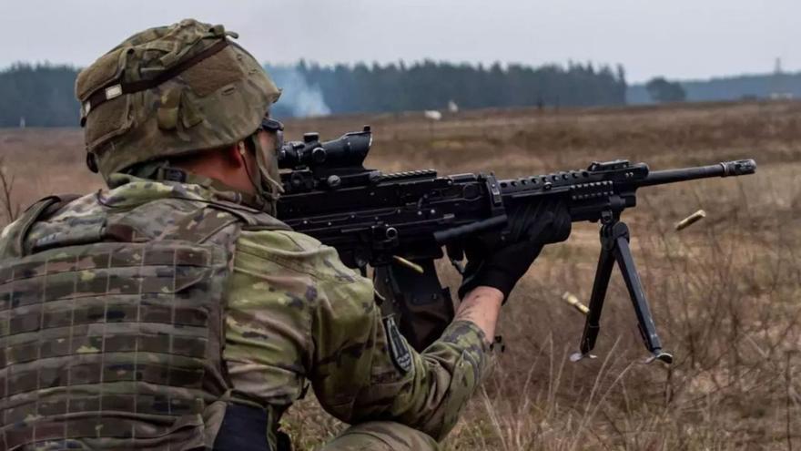 Un soldat de El Grupo Táctico Acorazado Málaga, en uns exercicis a Polònia el passat 12 de març | OTAN