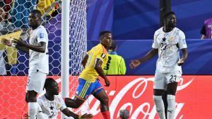 Colòmbia passa amb més ofici que brillantor a vuitens, on l’espera Suïssa