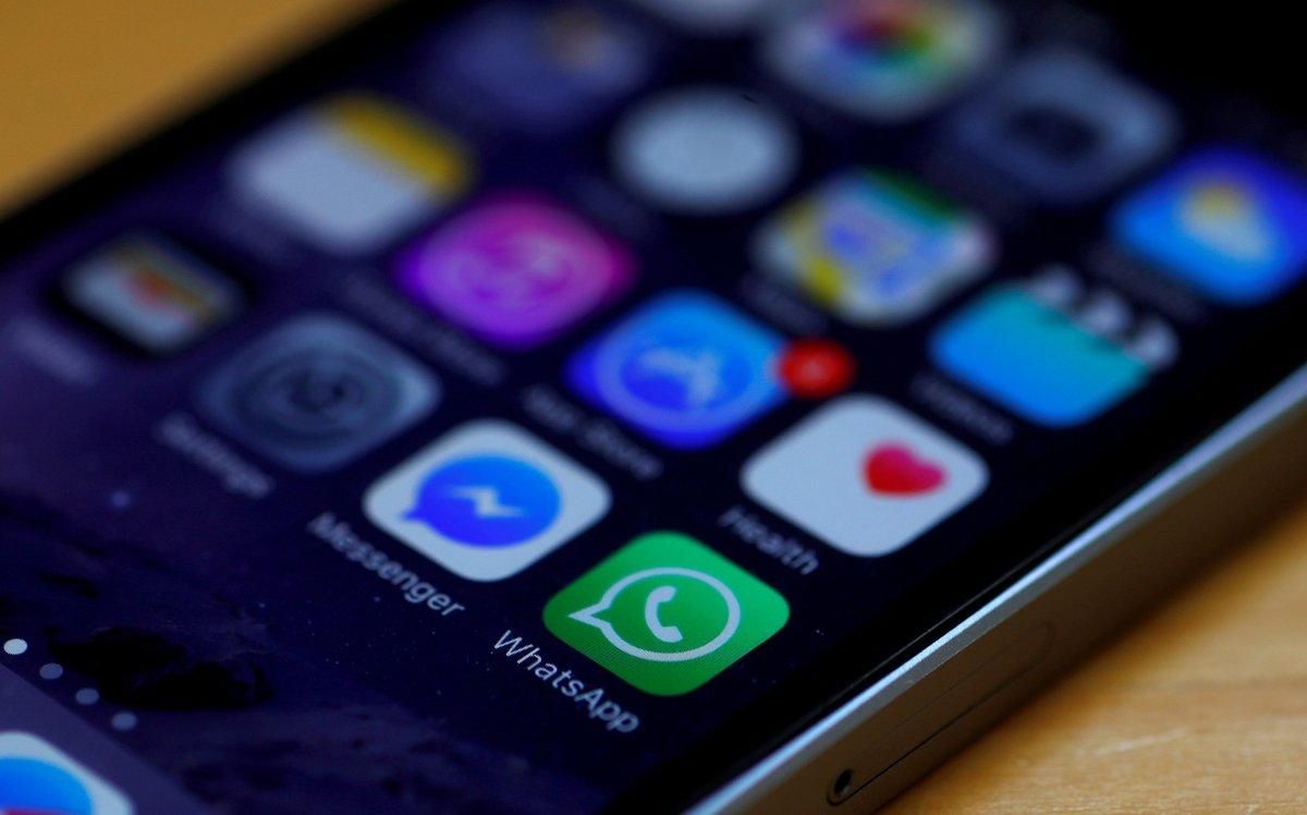 FILE PHOTO: WhatsApp and Facebook messenger icons are seen on an iPhone in Manchester, Britain, March 27, 2017. REUTERS/Phil Noble/File Photo FILE PHOTO: WhatsApp and Facebook messenger icons are seen on an iPhone in Manchester, Britain, March 27, 2017. REUTERS/Phil Noble/File Photo