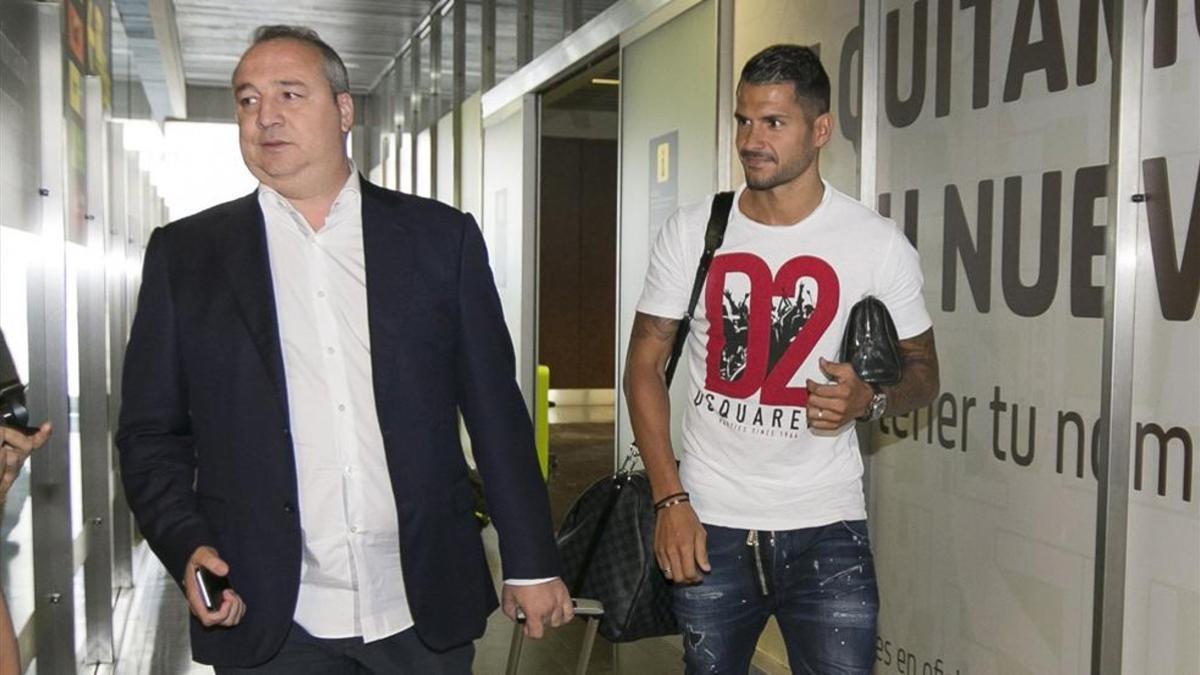 Vitolo junto al presidente de Las Palmas