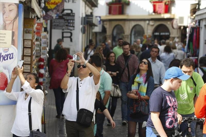 Los turistas invaden Córdoba en Semana Santa