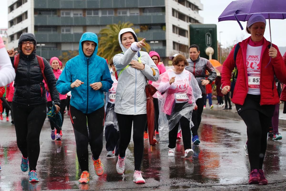 La lluvia no desluce la Pink Running