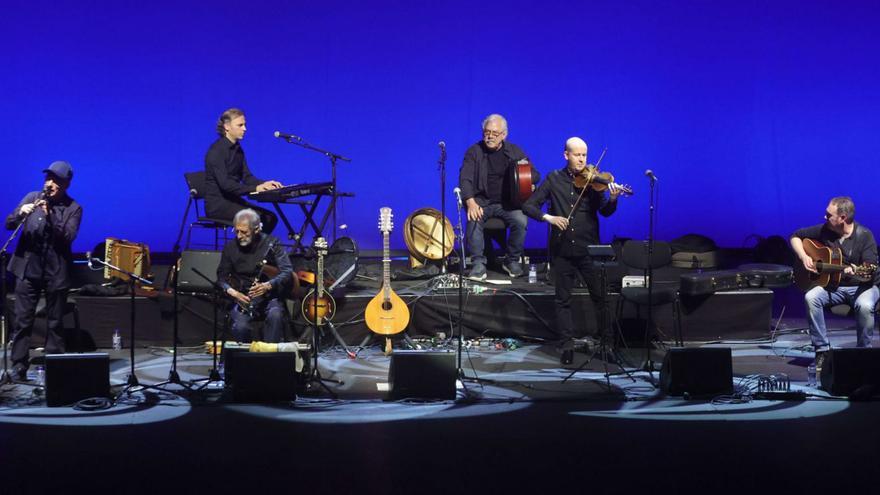 Milladoiro, en concerto, no Pazo da Ópera da Coruña.