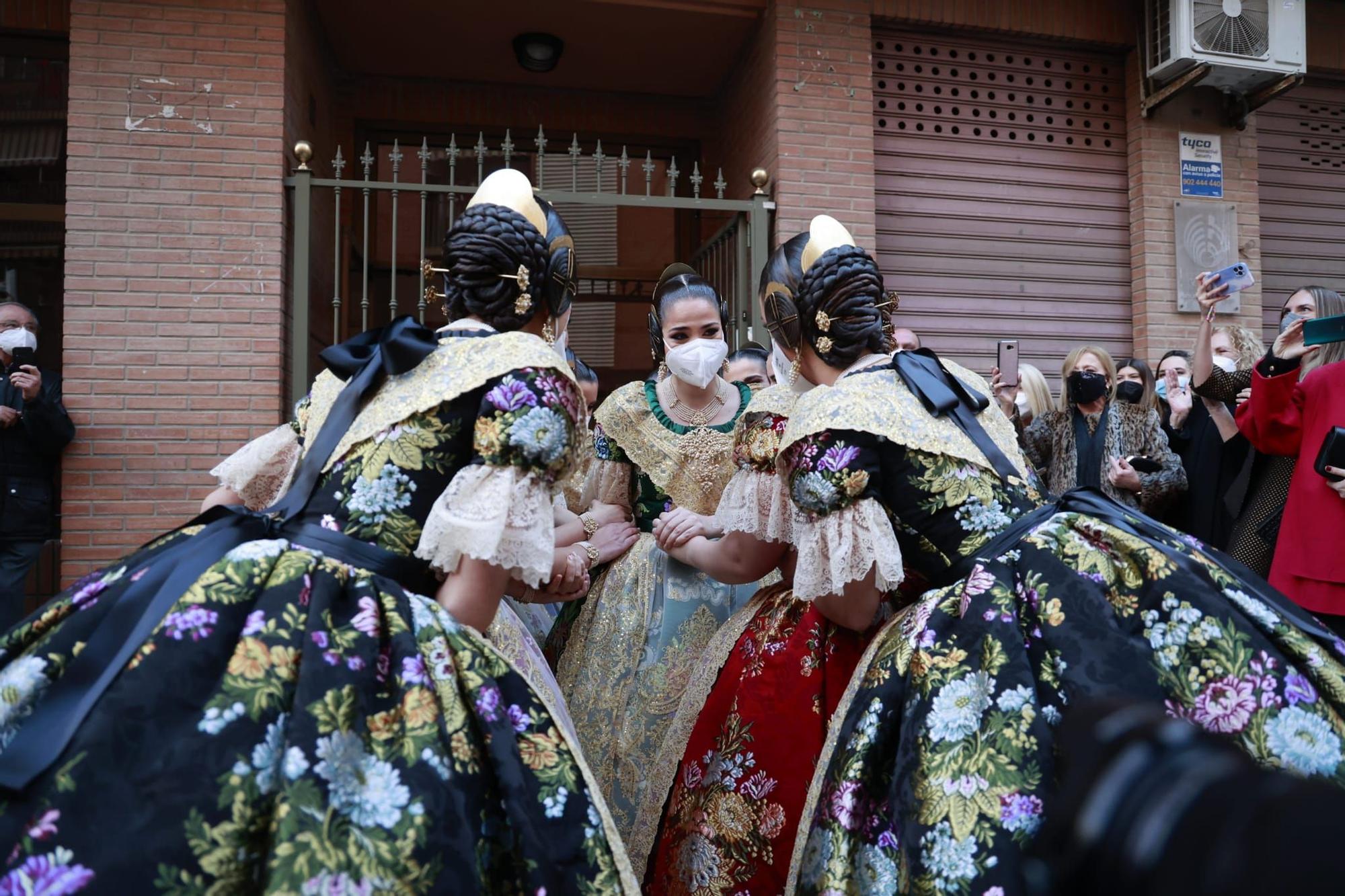 Espolín de la Fallera Mayor de València | Carmen Martín escoge el color verde primavera